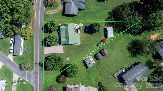 2008 Walt Arney Road, Lenoir, NC 28645