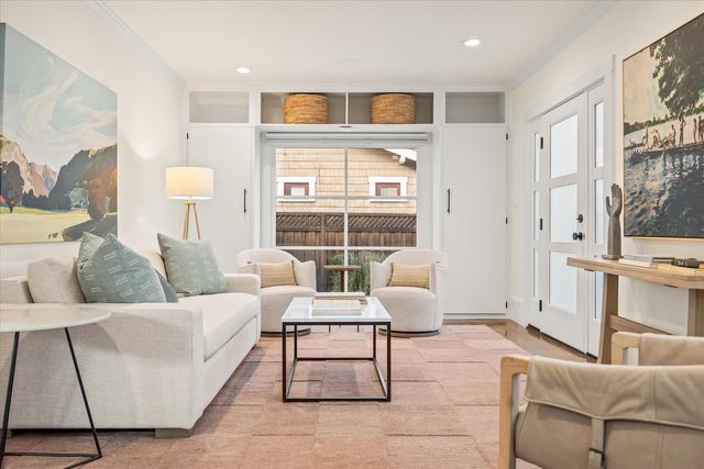 1632 37th St, Sacramento, CA 95816