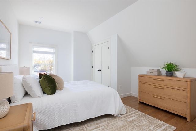 21 Kent Square 2, Brookline, MA 02446