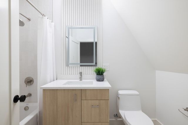 21 Kent Square 2, Brookline, MA 02446