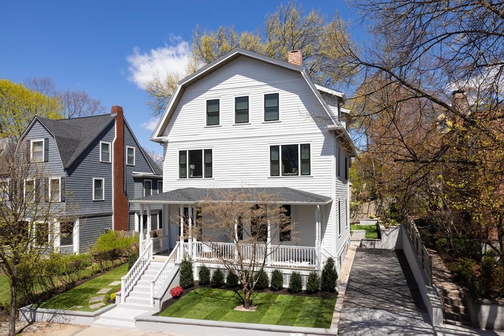 21 Kent Square 2, Brookline, MA 02446