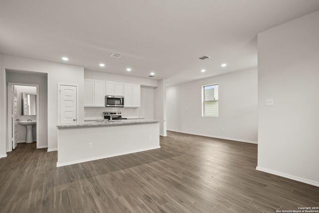 9307 Graze Land Drive, San Antonio, TX 78211