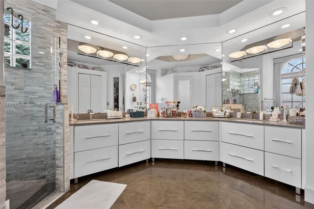 104 Dockside Cir, Weston, FL 33327