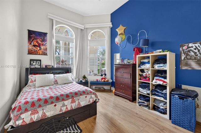 104 Dockside Cir, Weston, FL 33327