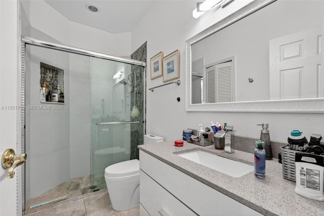 104 Dockside Cir, Weston, FL 33327