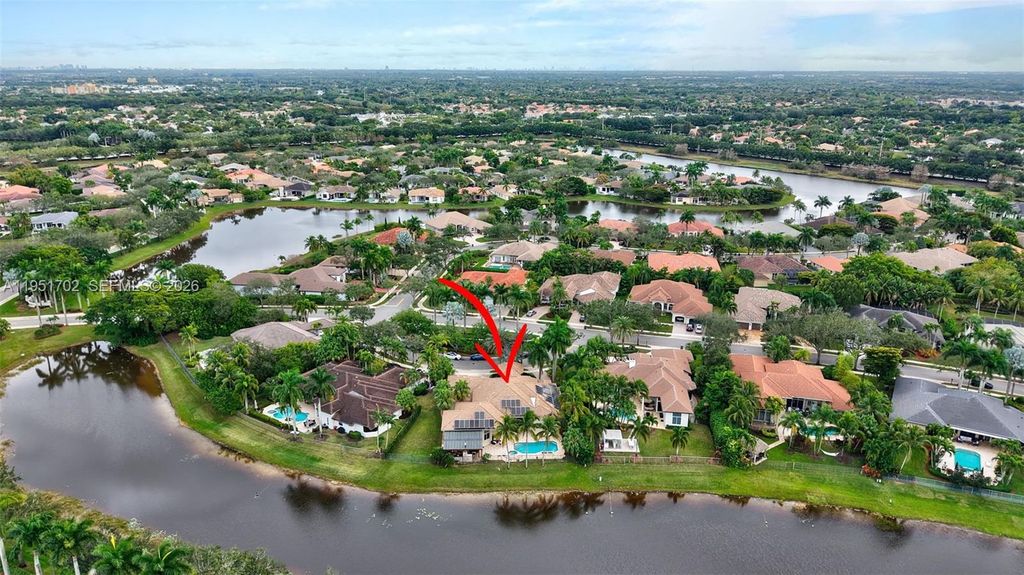 104 Dockside Cir, Weston, FL 33327