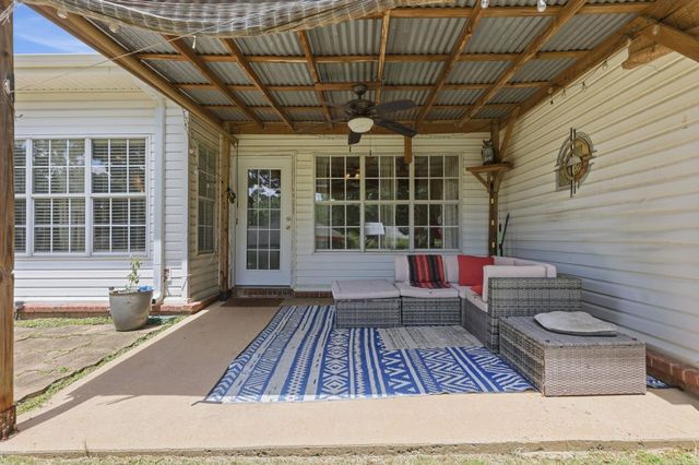 167 Diamond Pointe Drive, Maumelle, AR 72113