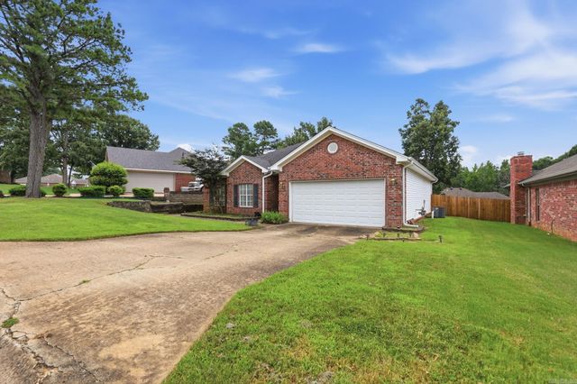 167 Diamond Pointe Drive, Maumelle, AR 72113