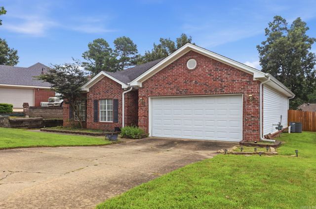 167 Diamond Pointe Drive, Maumelle, AR 72113