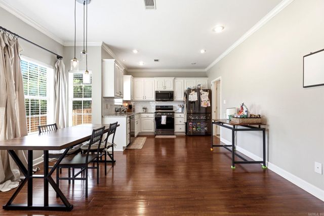 167 Diamond Pointe Drive, Maumelle, AR 72113