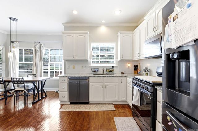 167 Diamond Pointe Drive, Maumelle, AR 72113