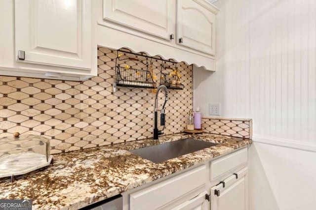 107 Flatrock Circle, Eatonton, GA 31024