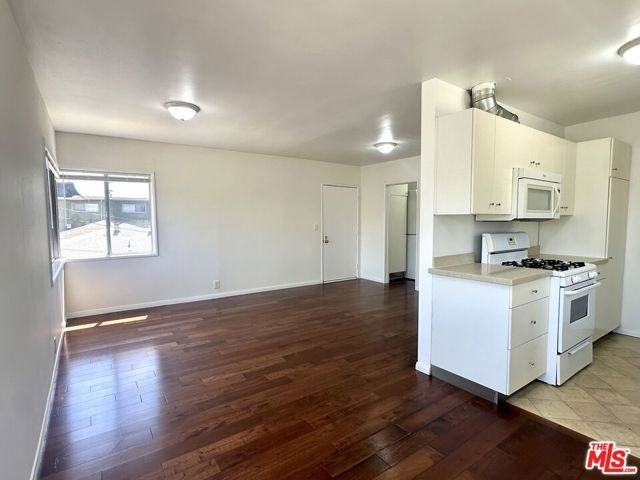 917 N Cedar Street 2, Inglewood, CA 90302