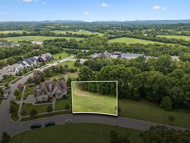 7505 Whiskey Rd, College Grove, TN 37046