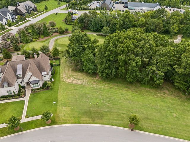 7505 Whiskey Rd, College Grove, TN 37046