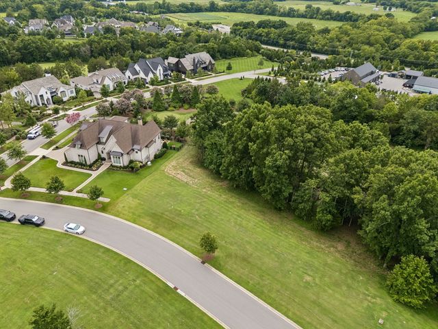 7505 Whiskey Rd, College Grove, TN 37046