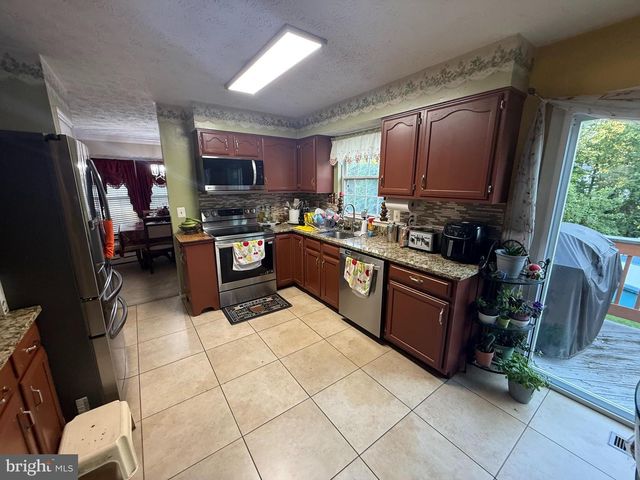 6017 BAKERS PL, Hanover, MD 21076