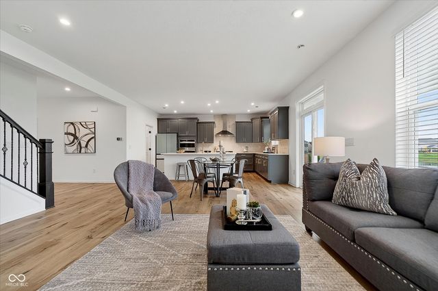 20374 N Pacific Avenue, Westfield, IN 46074