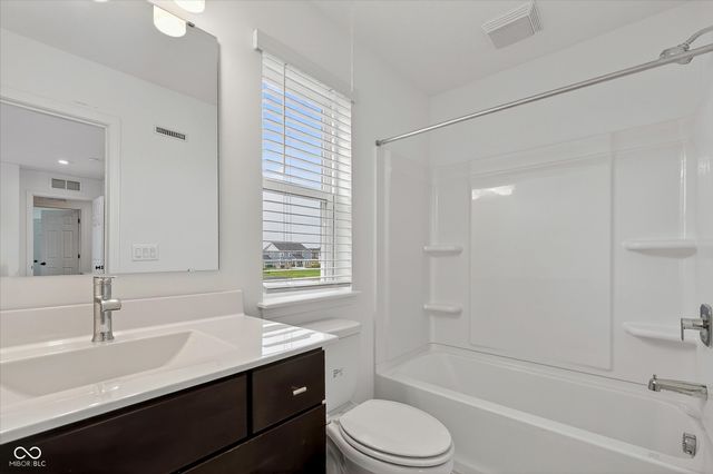 20374 N Pacific Avenue, Westfield, IN 46074