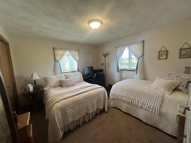 1310 W HIAWATHA DRIVE, Appleton, WI 54914