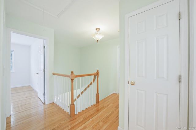 35 Wayacross Road, Mahopac, NY 10541