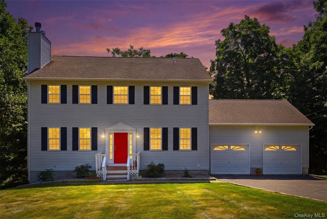 35 Wayacross Road, Mahopac, NY 10541