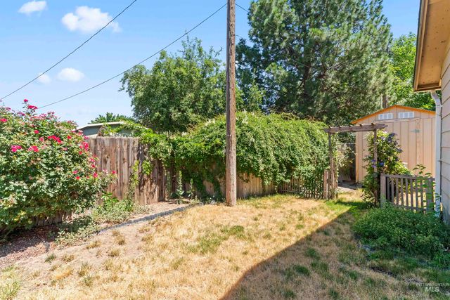 403 Tindall Ave, Mountain Home, ID 83647