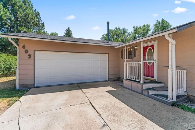 403 Tindall Ave, Mountain Home, ID 83647