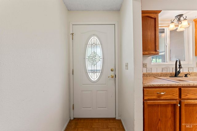 403 Tindall Ave, Mountain Home, ID 83647