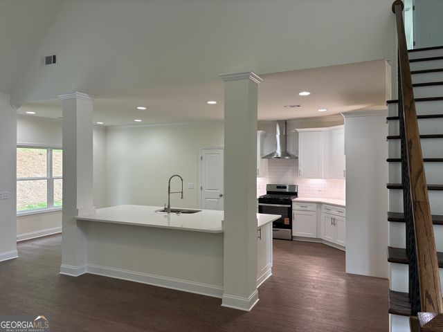 5624 SHAMROCK Lane, Douglasville, GA 30135