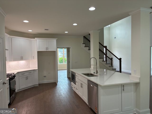 5624 SHAMROCK Lane, Douglasville, GA 30135