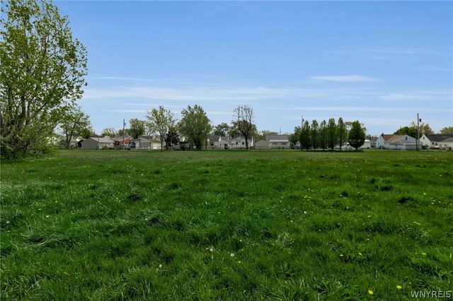 1127 Cleveland Drive, Cheektowaga, NY 14225