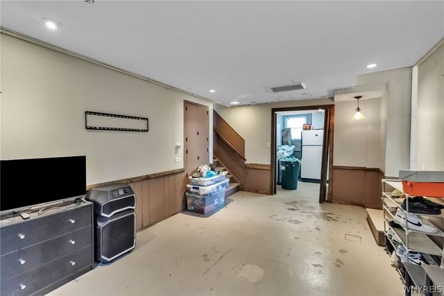 1127 Cleveland Drive, Cheektowaga, NY 14225