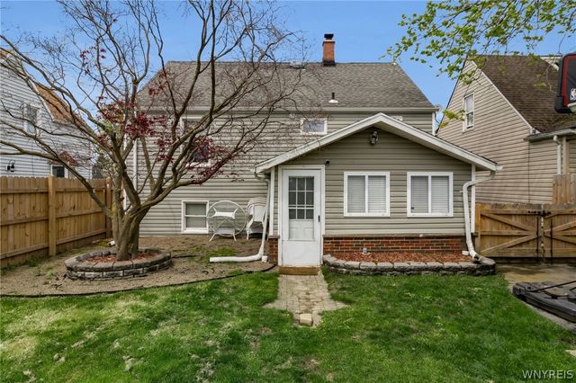 1127 Cleveland Drive, Cheektowaga, NY 14225