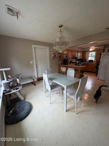 5532 Bruce Ave, Louisville, KY 40214