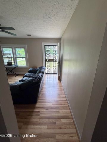 5532 Bruce Ave, Louisville, KY 40214