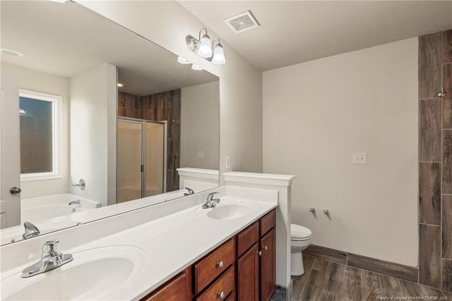 305 Home Stretch Lane, Raeford, NC 28376