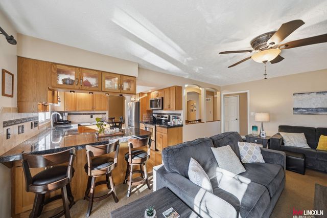 5224 Cameron Court, Lincoln, NE 68512