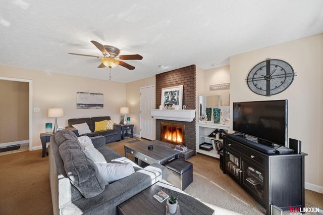 5224 Cameron Court, Lincoln, NE 68512