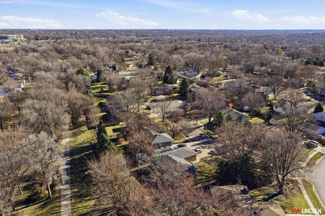 5224 Cameron Court, Lincoln, NE 68512