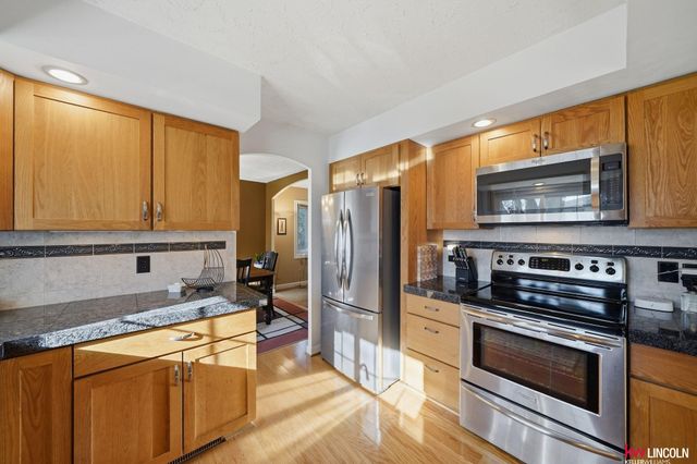 5224 Cameron Court, Lincoln, NE 68512