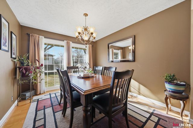 5224 Cameron Court, Lincoln, NE 68512