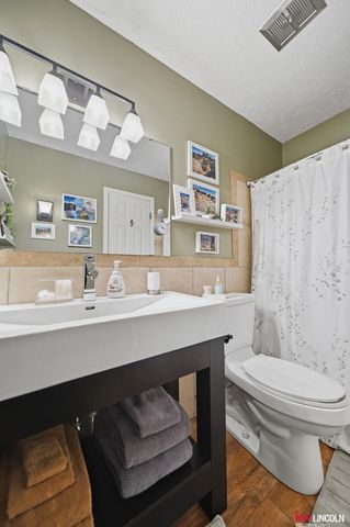 5224 Cameron Court, Lincoln, NE 68512