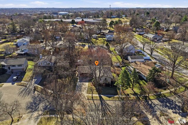 5224 Cameron Court, Lincoln, NE 68512