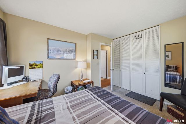 5224 Cameron Court, Lincoln, NE 68512