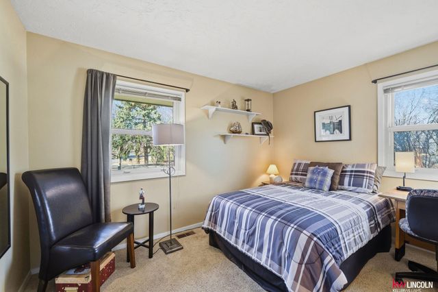 5224 Cameron Court, Lincoln, NE 68512