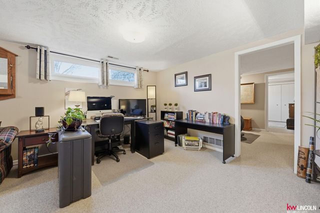 5224 Cameron Court, Lincoln, NE 68512