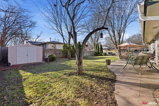 5224 Cameron Court, Lincoln, NE 68512