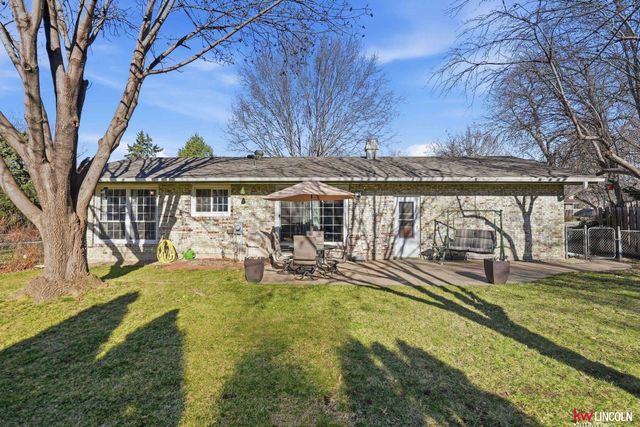 5224 Cameron Court, Lincoln, NE 68512