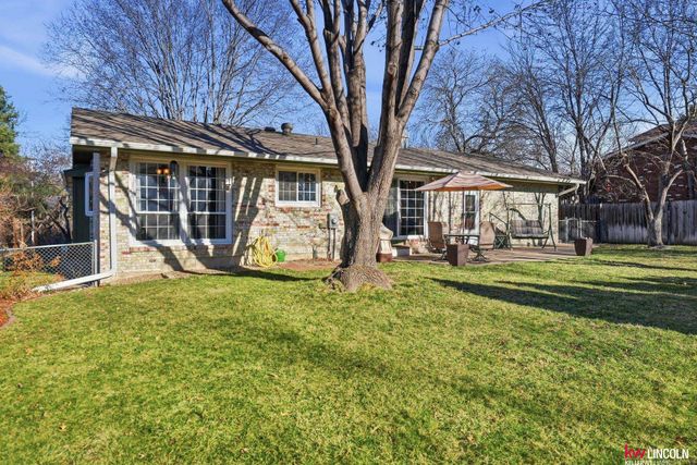 5224 Cameron Court, Lincoln, NE 68512